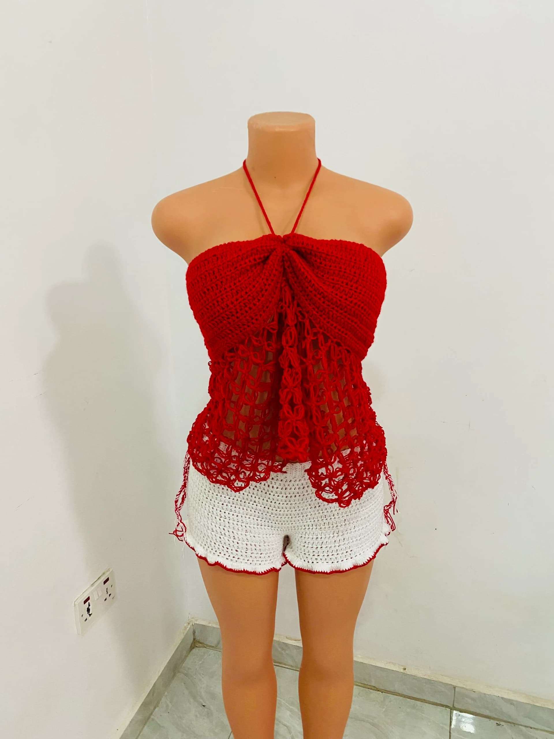 The Scarlet Breeze Set